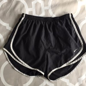 Nike running shorts black size medium